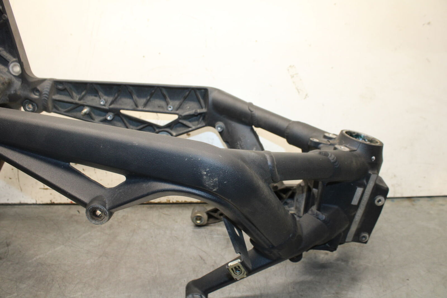 07-08 TRIUMPH DAYTONA 675 FRAME CHASSIS BB685