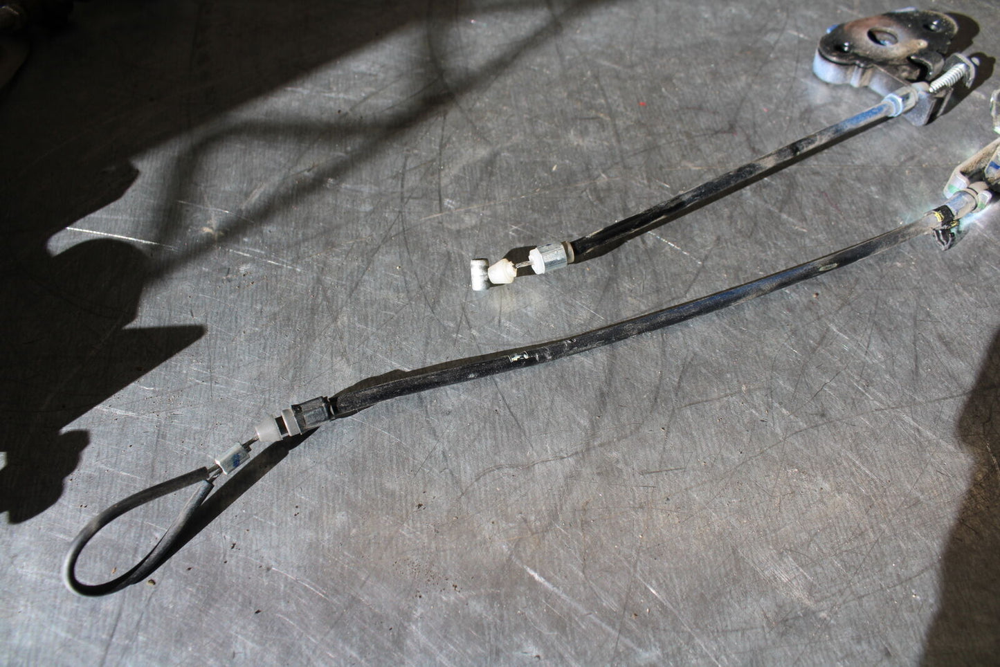 19-22 KAWASAKI Z400 REAR & FRONT SEAT LATCH LOCK ASSEMBLY BB708