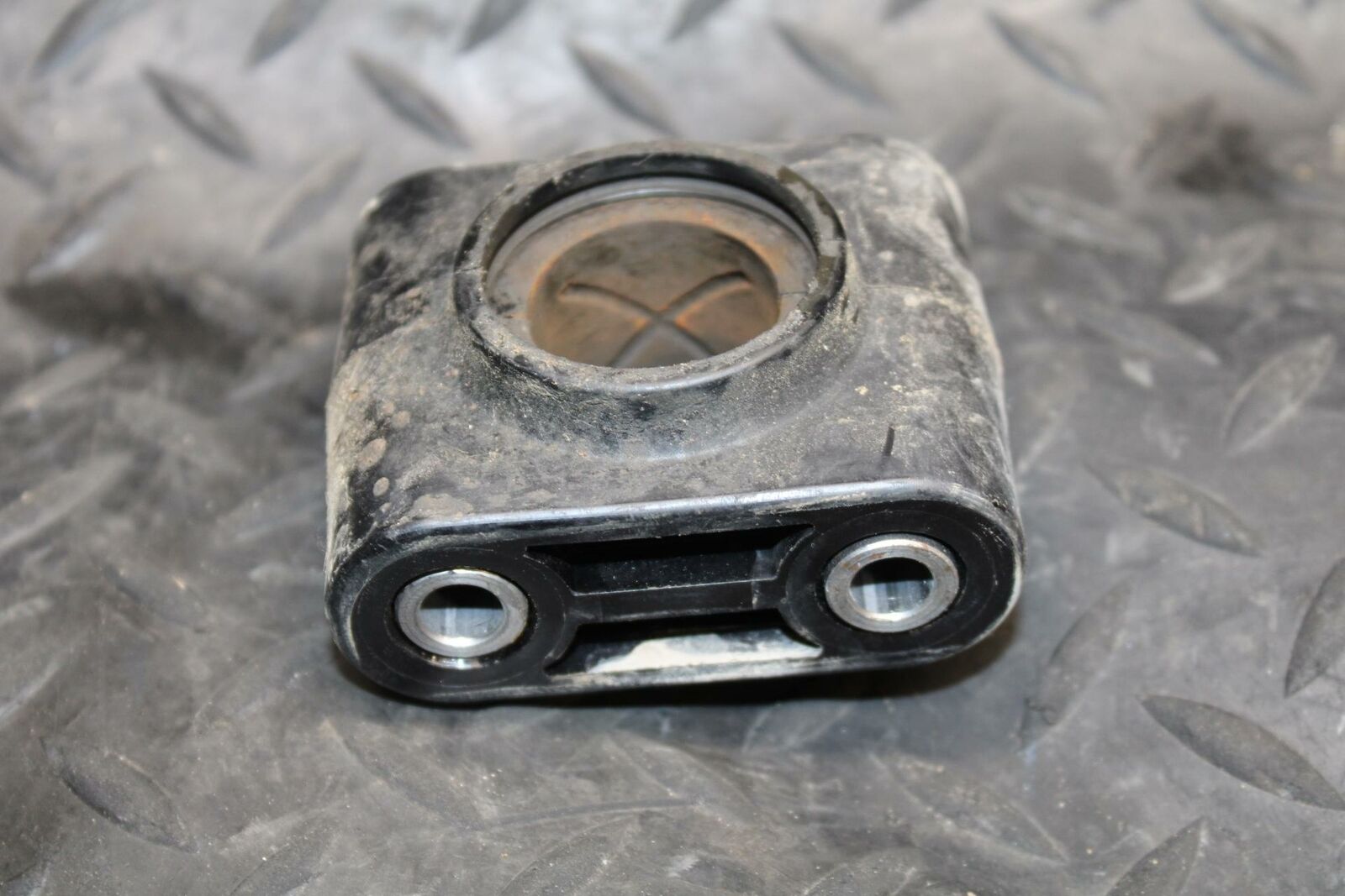 03-06 SUZUKI QUADSPORT Z400 STEERING COLUMN STAY BRACKET BB207