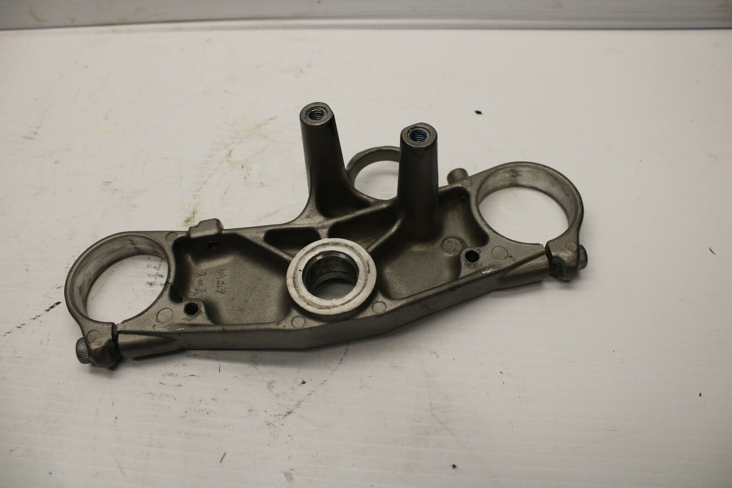 96 YAMAHA YZF750R FORKS UPPER TRIPLE TREE CLAMP BB237