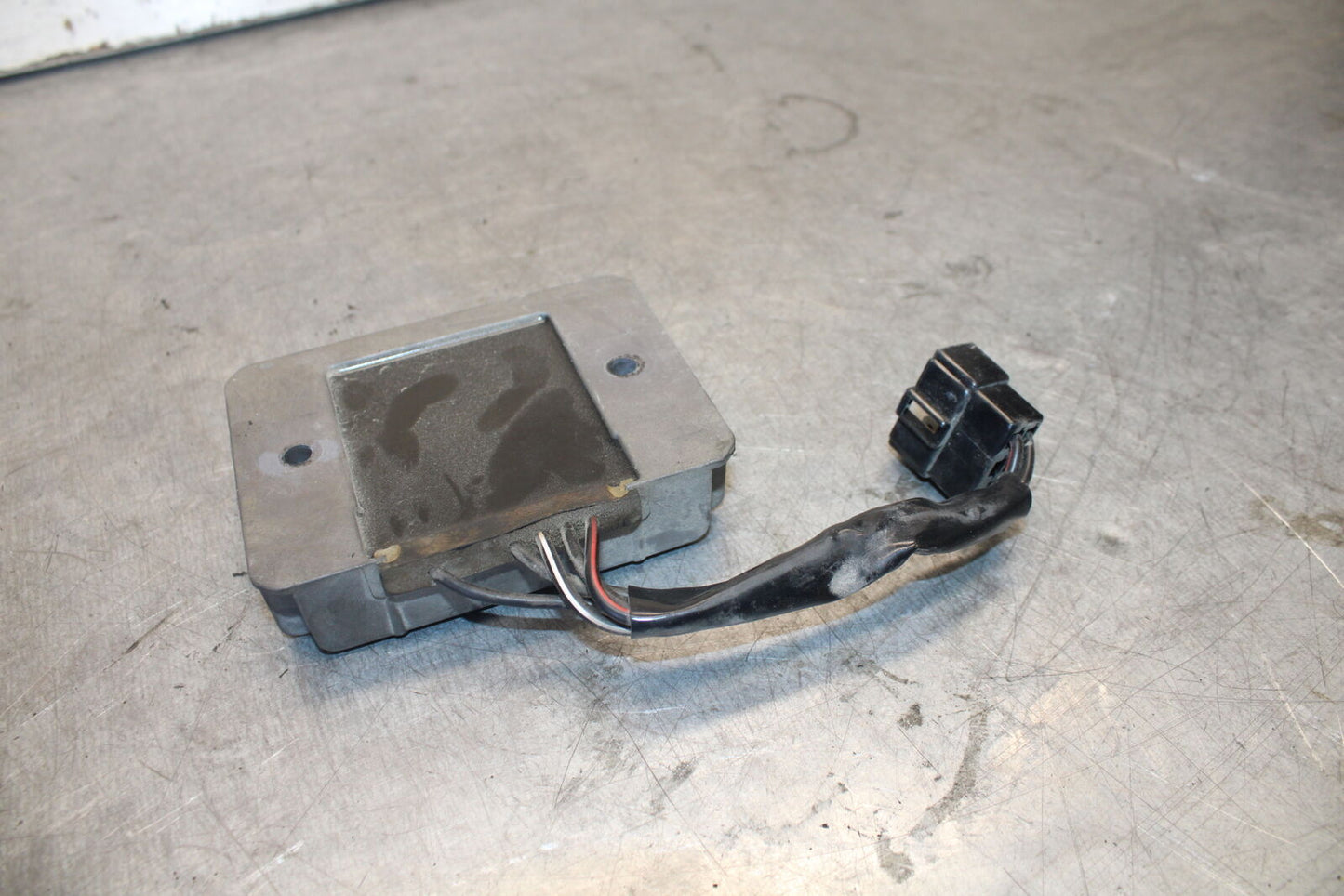 04 SUZUKI GSXR600 RECTIFIER VOLTAGE REGULATOR 32800-33E21 BB676