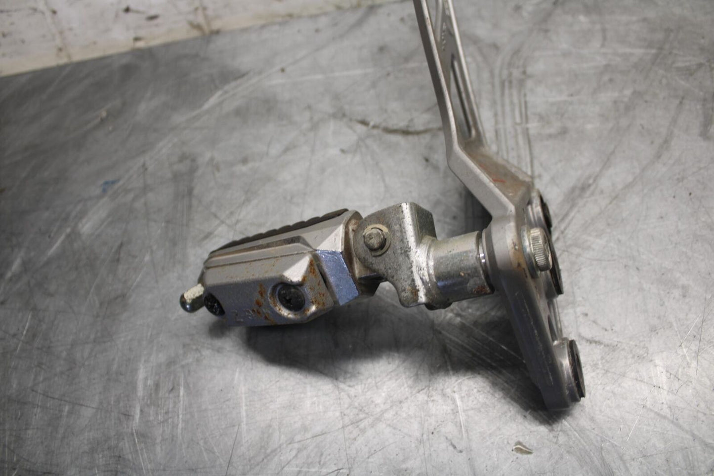 2016 Suzuki Bandit GSF1250SA ABS LEFT REARSET REAR SET DRIVER FOOT PEG BB509