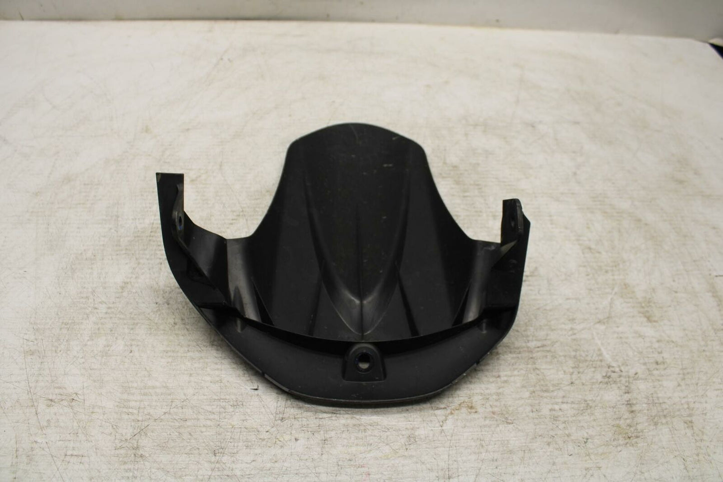 11-19 SUZUKI GSXR600 REAR BACK WHEEL TIRE HUGGER FENDER BB371