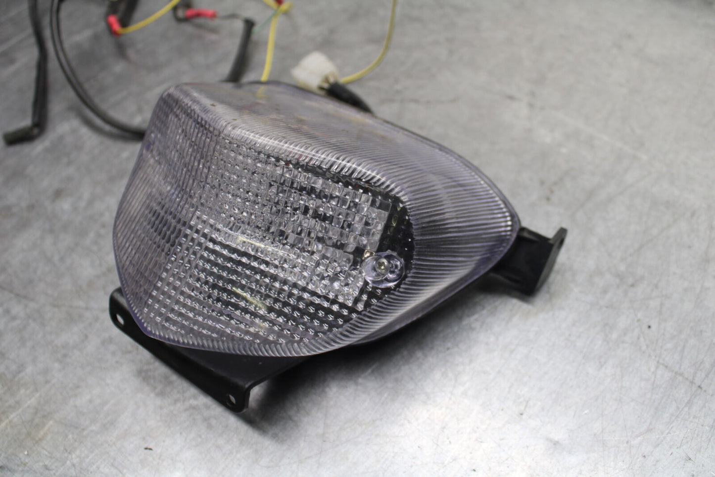 01-02 SUZUKI GSXR1000 AFTERMARKET REAR TAIL TAILLIGHT BACK BRAKE LIGHT BB113