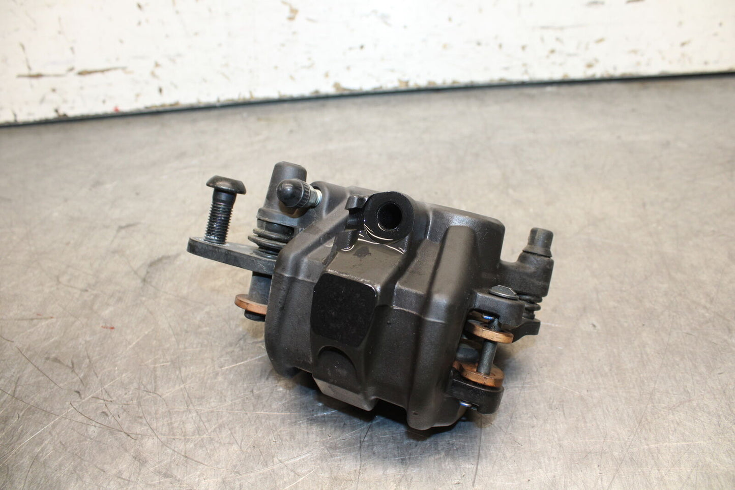 19-24 YAMAHA R3 RIGHT FRONT BRAKE CALIPER BB736