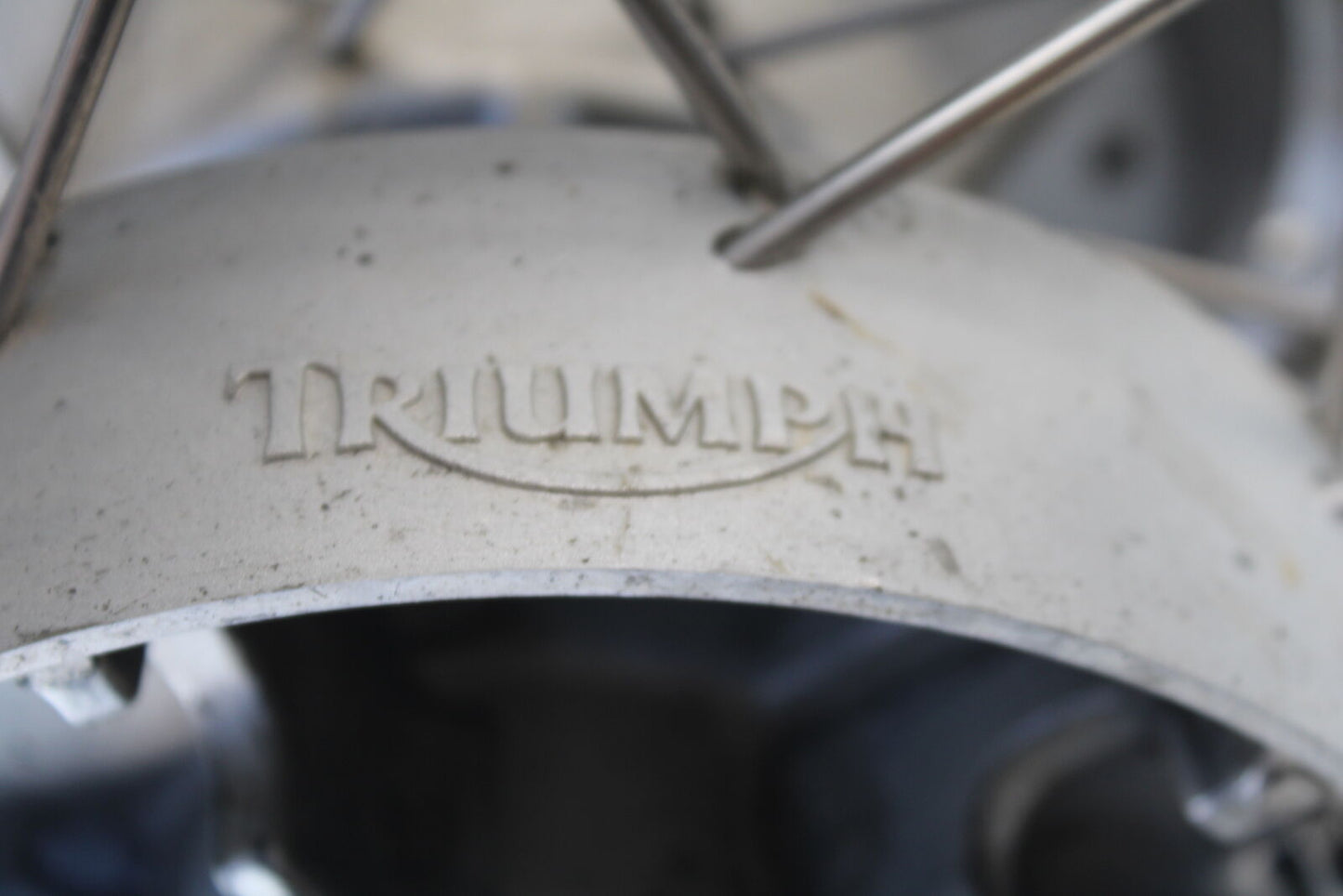 01-06 TRIUMPH TIGER 955I REAR RIM BACK RIM BB693