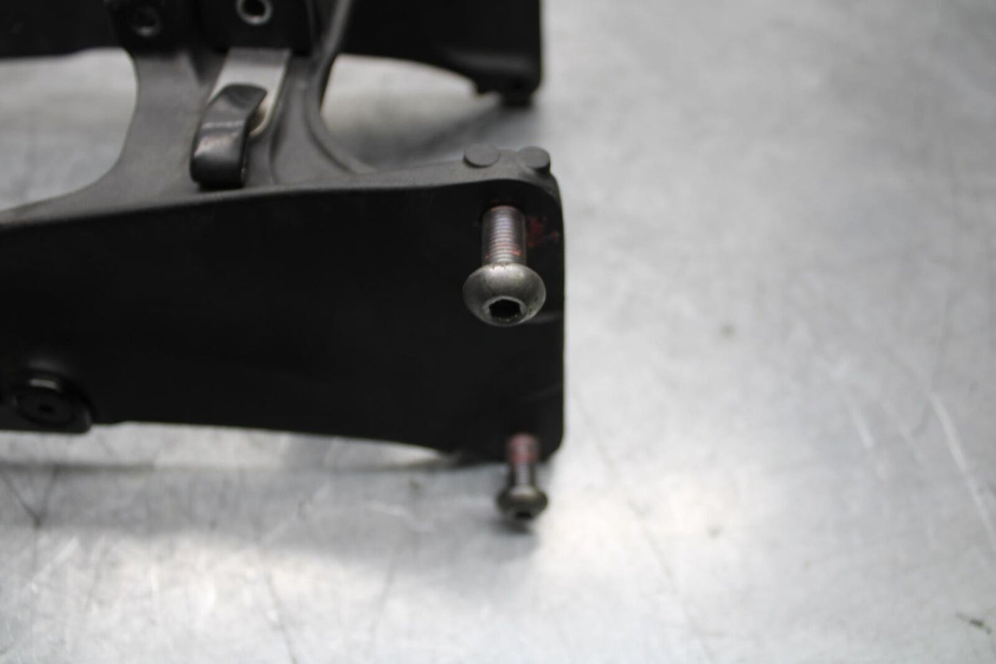 2009 Kawasaki Ninja ZX6R ZX600R REAR TAIL SUBFRAME SUB FRAME 32160-0398 BB548