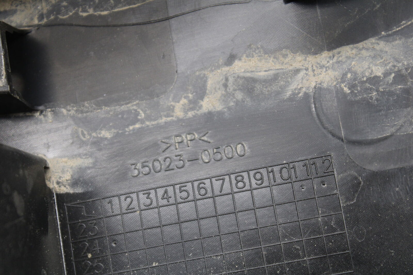 24 KAWASAKI NINJA 500 ABS REAR BACK TAIL UNDERTAIL FAIRING COWL FENDER BB744