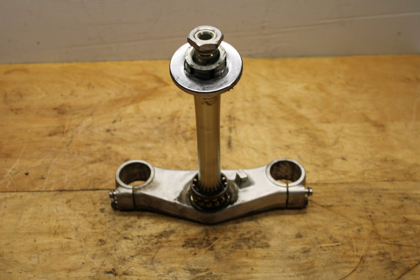 02-03 SUZUKI VSTROM 1000 FRONT FORKS CLAMP LOWER TRIPLE TREE STEM BB331