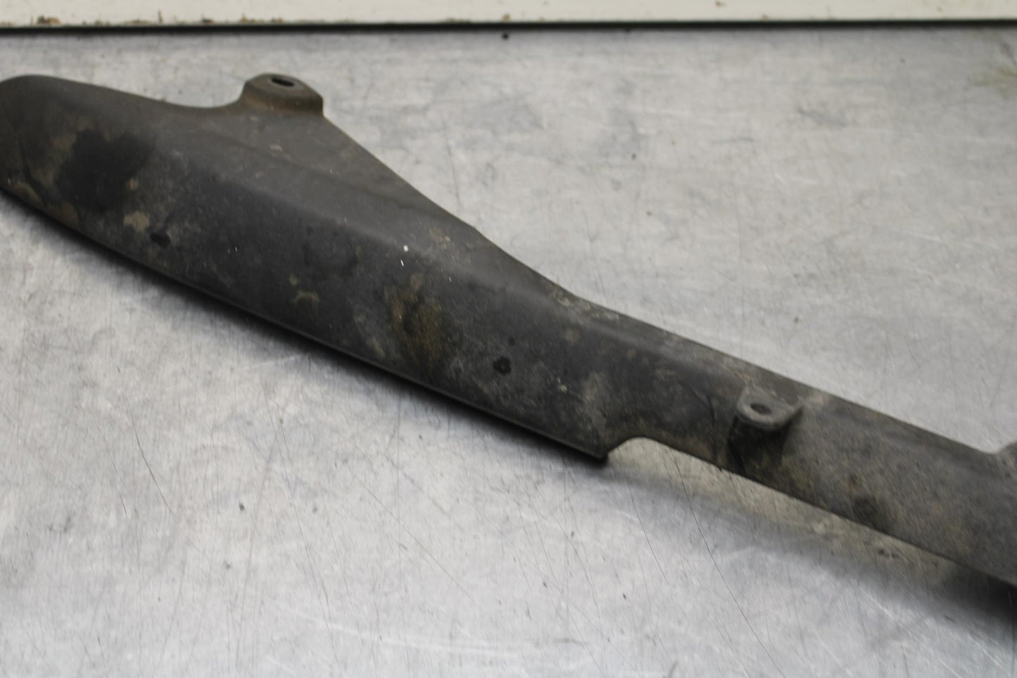 09-12 KAWASAKI NINJA ZX6R REAR DRIVE CHAIN GUARD COVER SHIELD 55020-0384 BB617