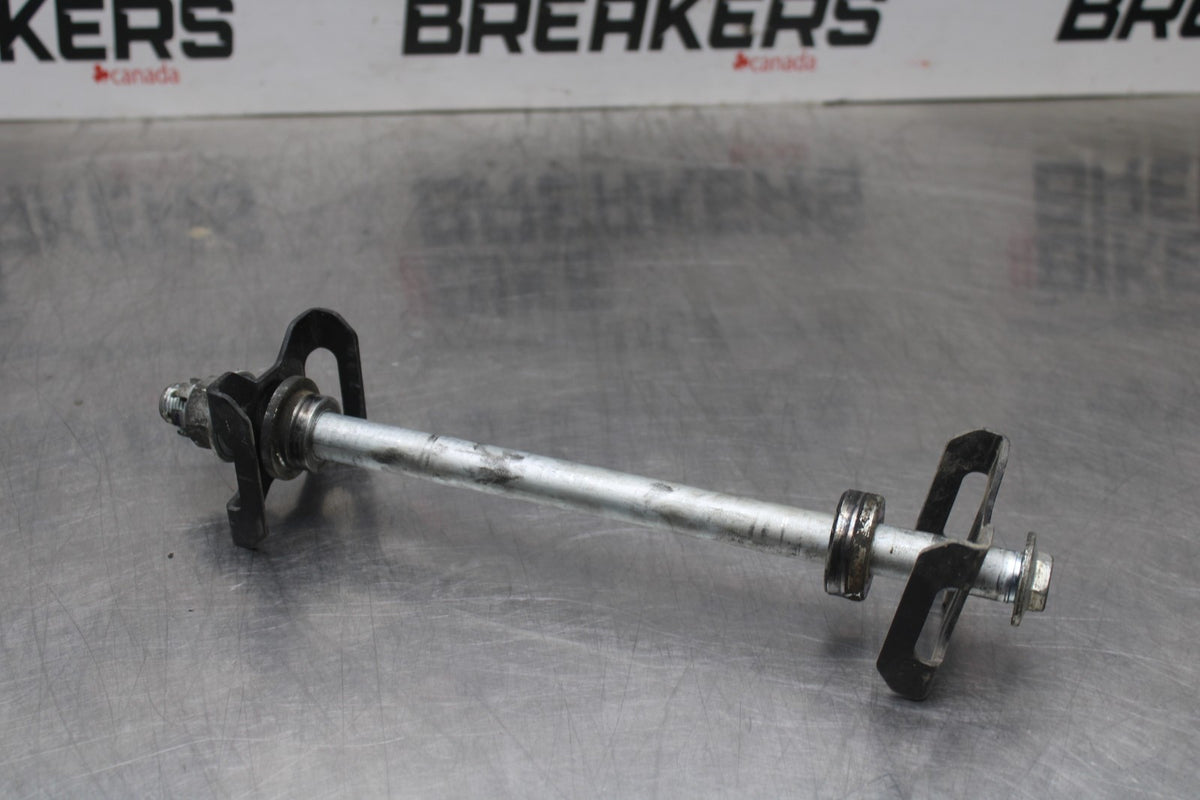 08-12 KAWASAKI NINJA 250R EX250J REAR AXLE BACK WHEEL RIM PIVOT BOLT AXEL BB784