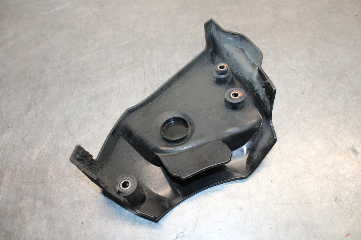 18-24 YAMAHA MT-07 ENGINE SPROCKET COVER BB662