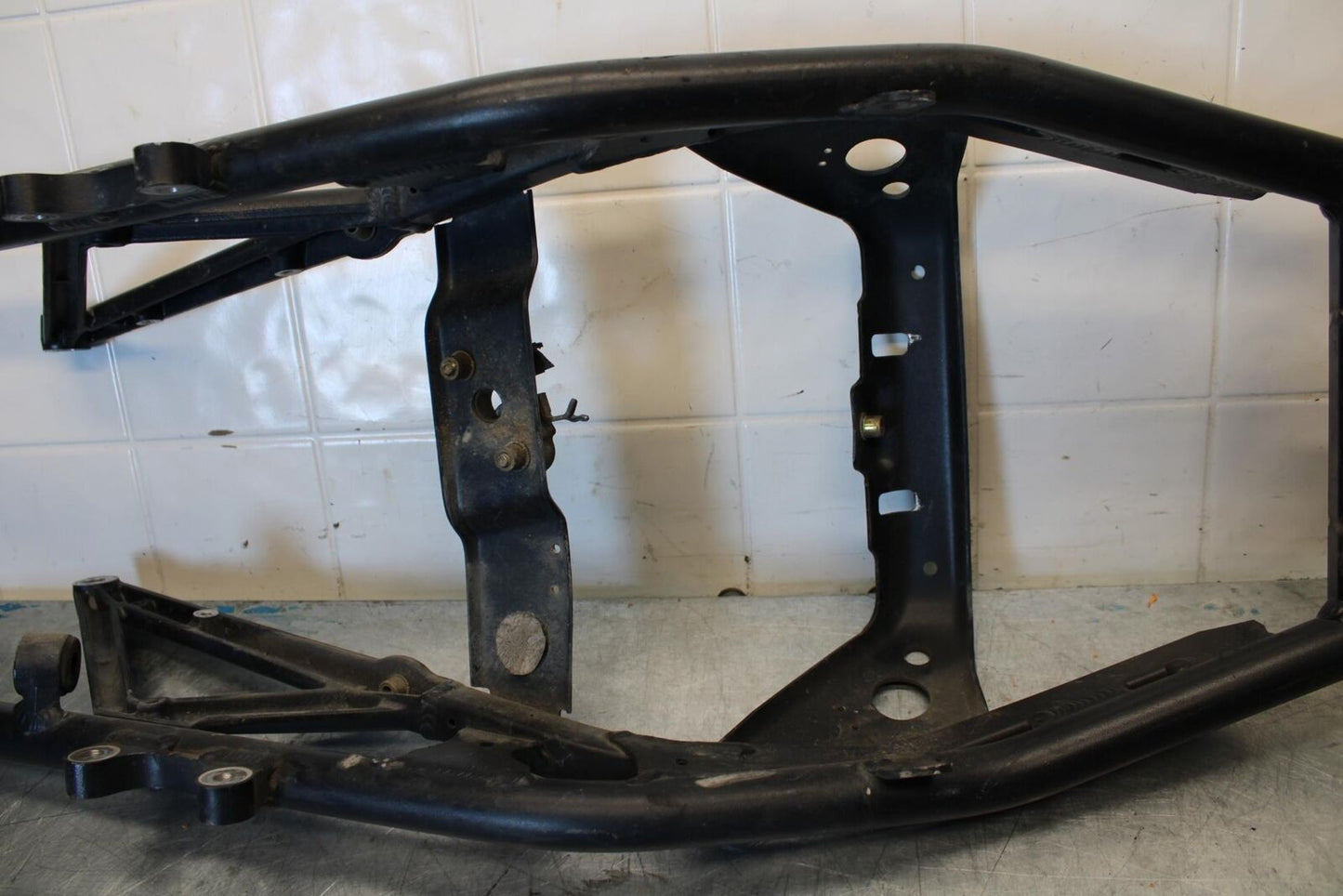 2006 Triumph Daytona 675 Triple REAR SUBFRAME BACK SUB FRAME BB434