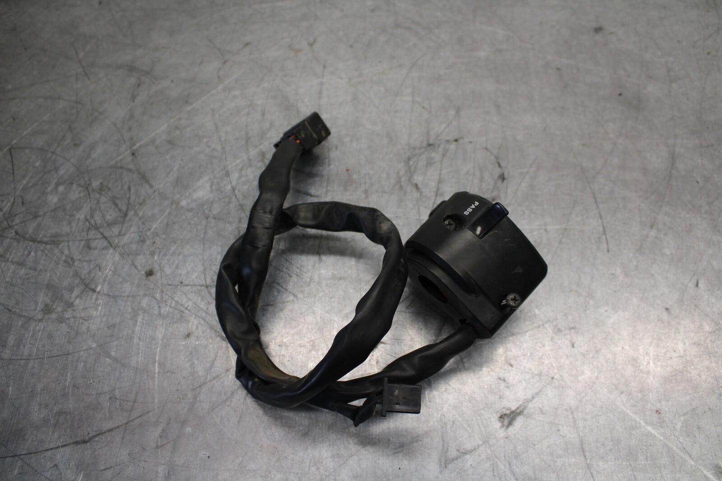 12-17 KAWASAKI ER-6N Z650 LEFT CLIP ON HANDLE HORN SIGNALS SWITCH SWITCHES BB709