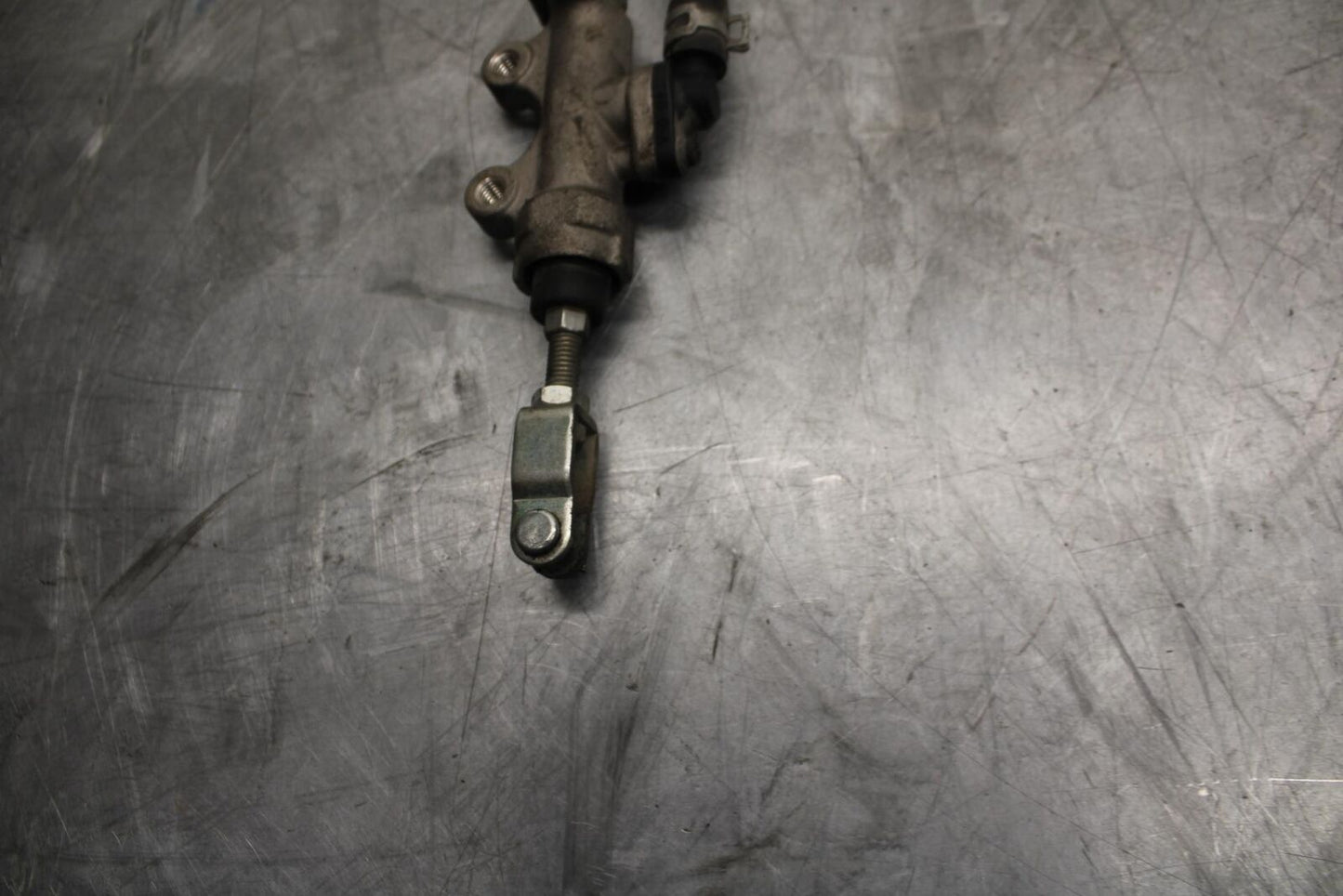 2016 Suzuki Bandit GSF1250SA ABS REAR BACK BRAKE MASTER CYLINDER BB509