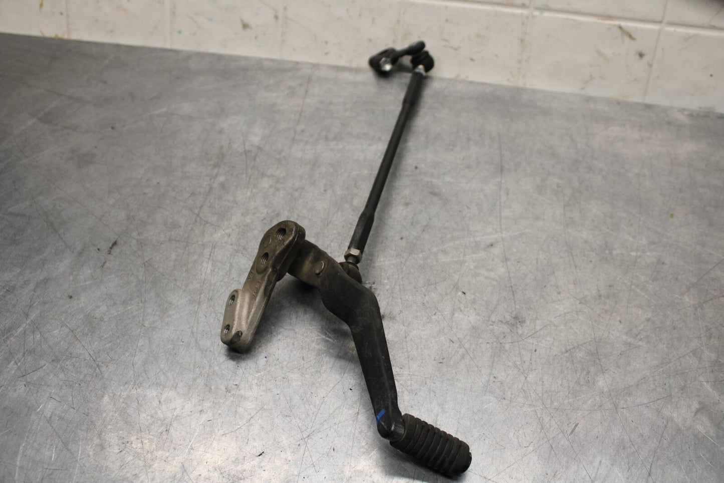 2017 Suzuki GSXR600 SHIFTER PEDAL 25600-14J10 BB598