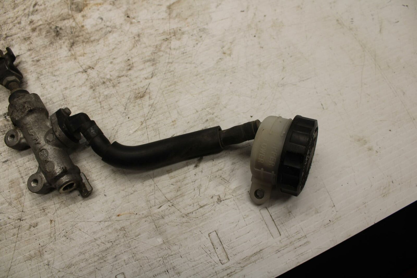 00-01 HONDA CBR929RR REAR BACK BRAKE MASTER CYLINDER W RESERVOIR BB265