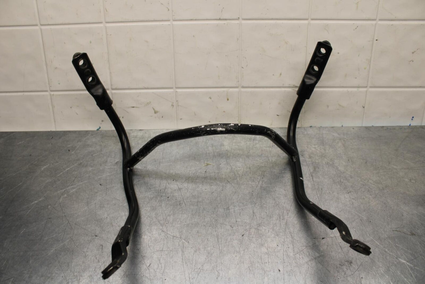1999 Suzuki GSXR600 UPPER FAIRING MIRROR GAUGES STAY BRACKET BB580