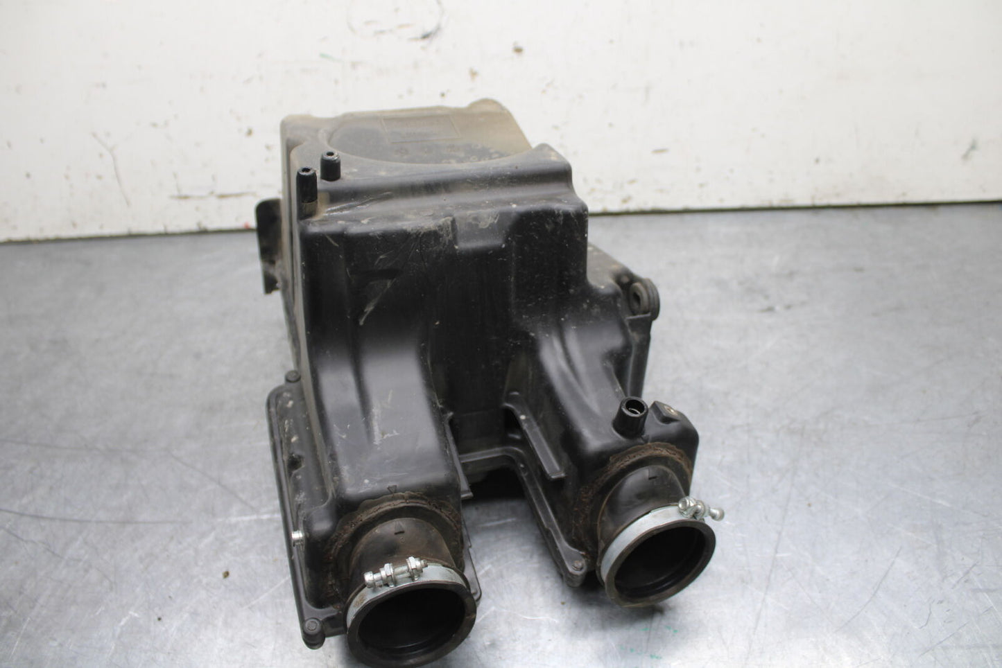 14-16 TRIUMPH AMERICA LT AIRBOX AIR INTAKE FILTER BOX BB720