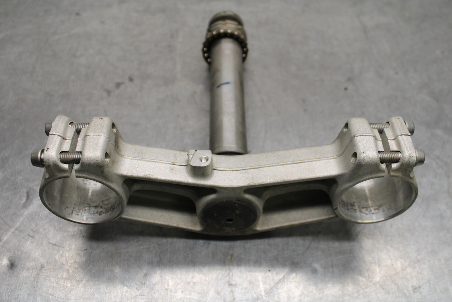 13-18 KAWASAKI NINJA ZX6R FRONT FORKS CLAMP LOWER TRIPLE TREE STEM BB130