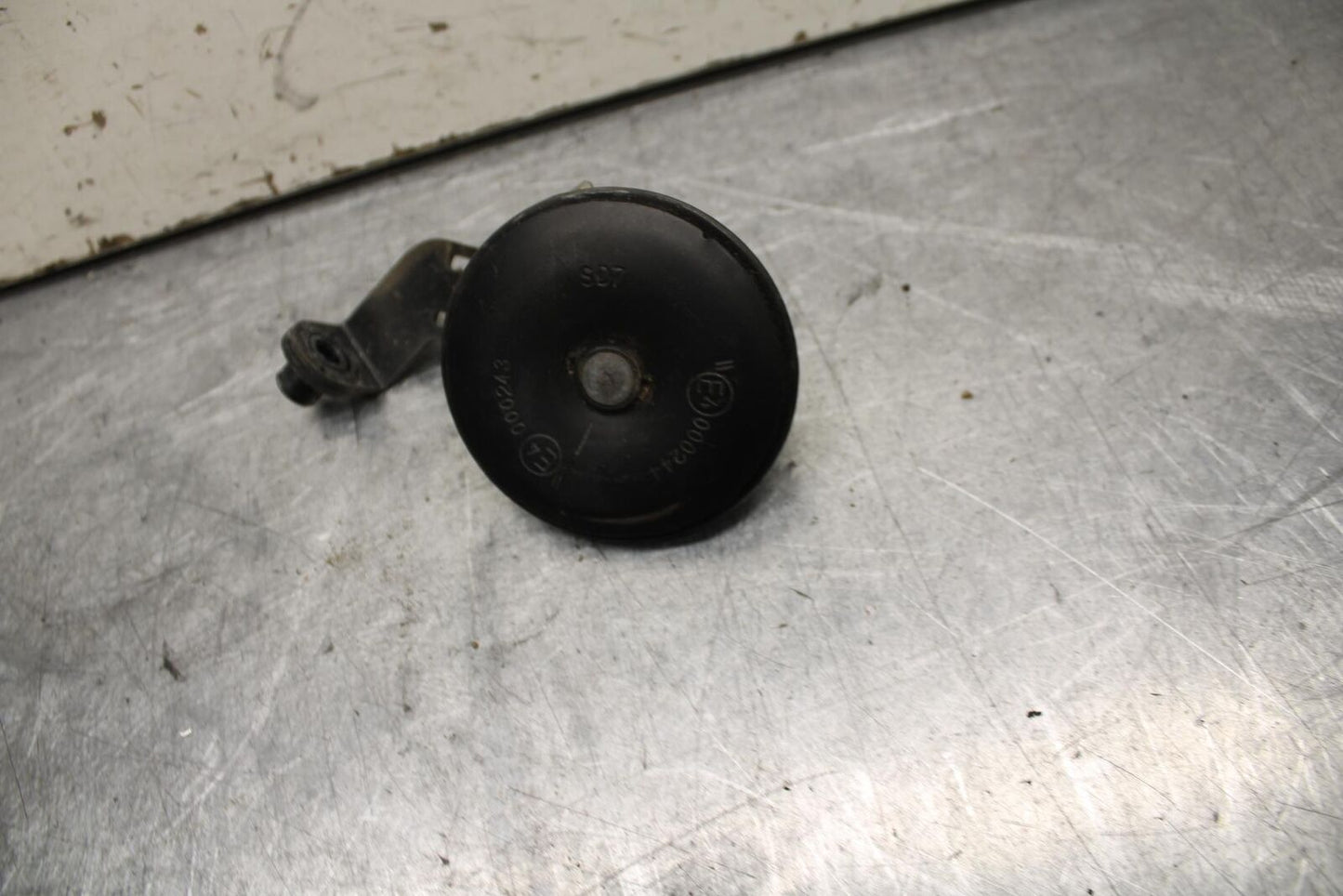 16-18 KTM 690 DUKE HORN SIGNAL BB631