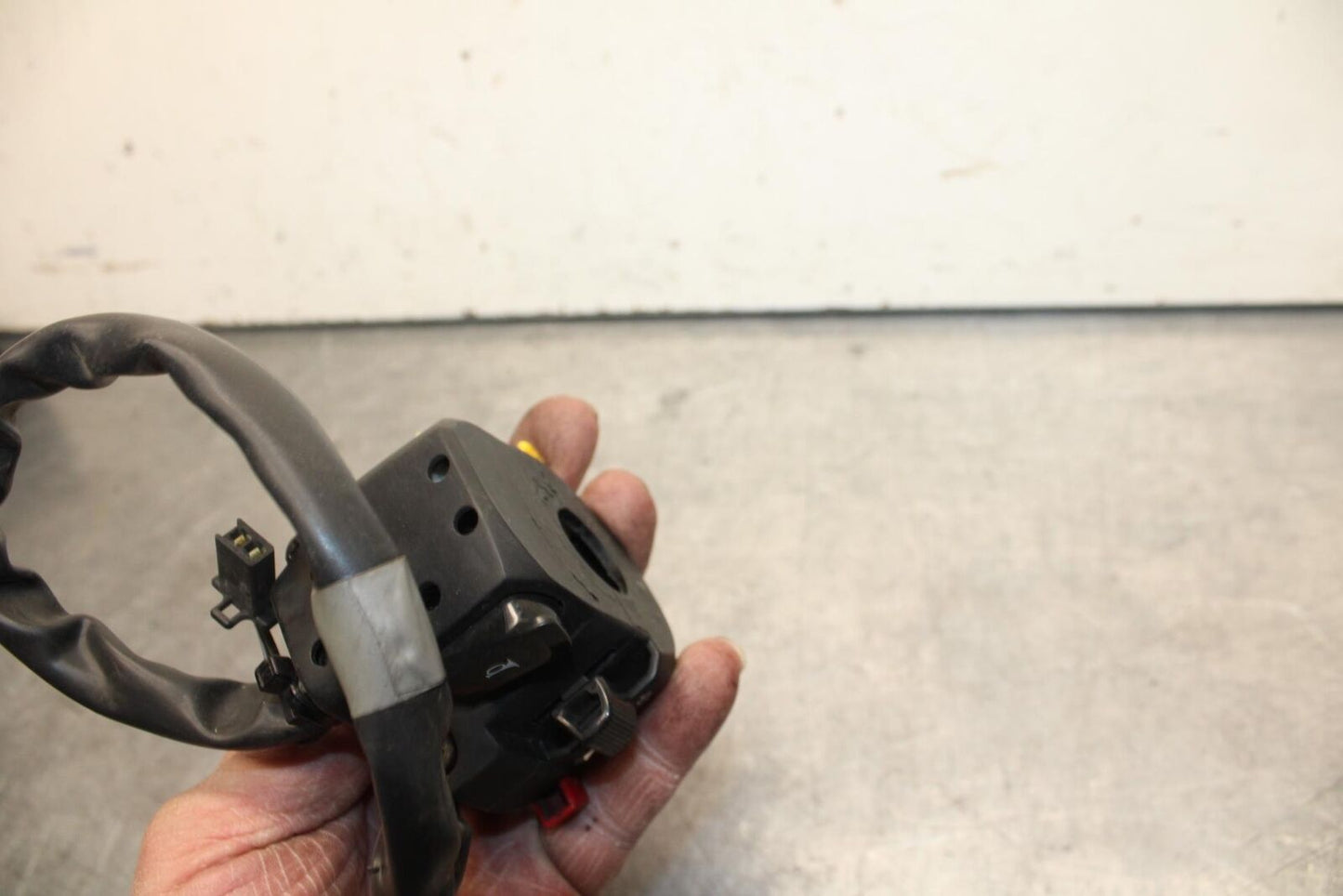 08-10 SUZUKI GSXR 600 750 LEFT CLIP ON HANDLE HORN SIGNALS SWITCH BB101