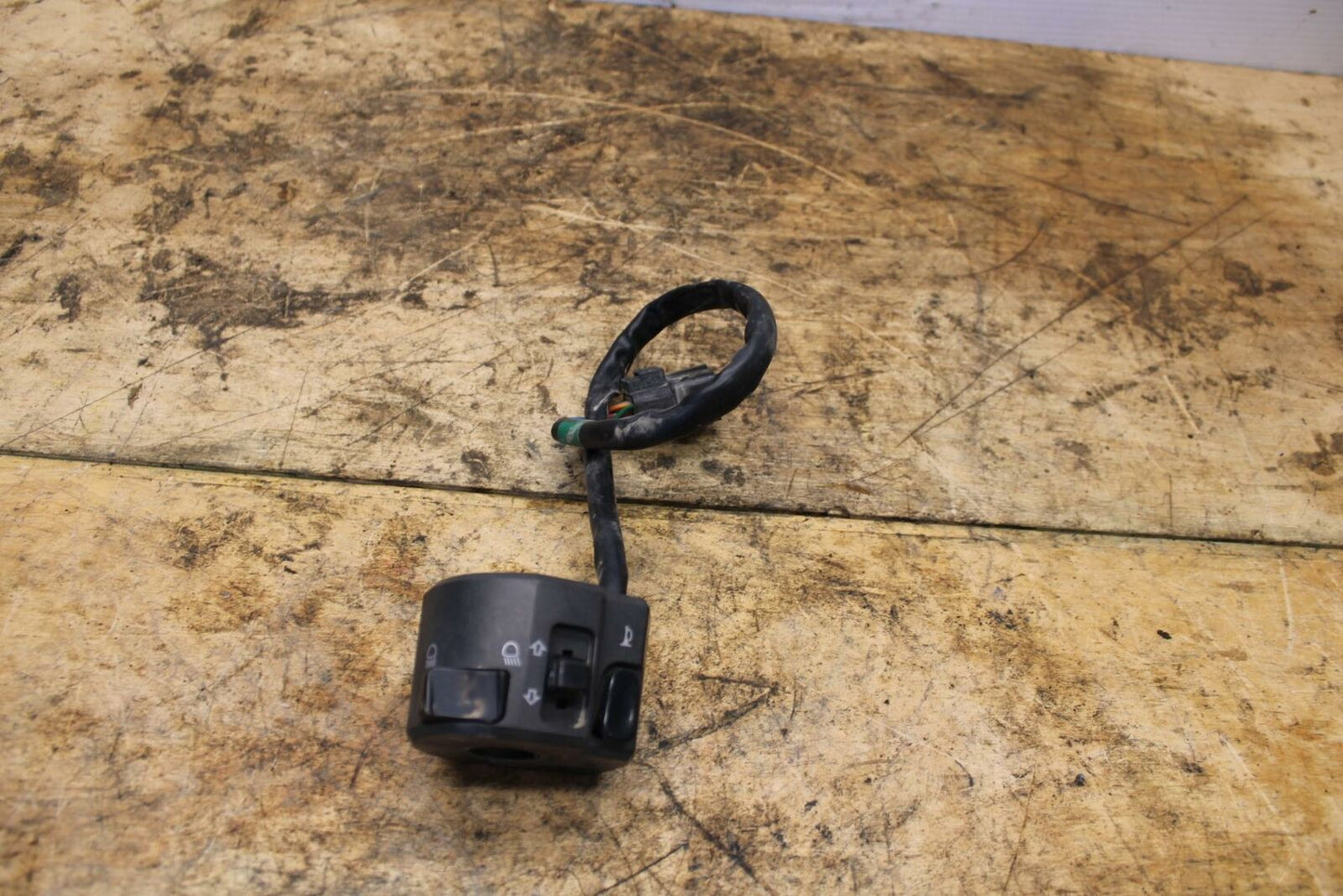 04-07 DUCATI ST3 LEFT CLIP ON HANDLE HORN SIGNALS SWITCH SWITCHES BB347