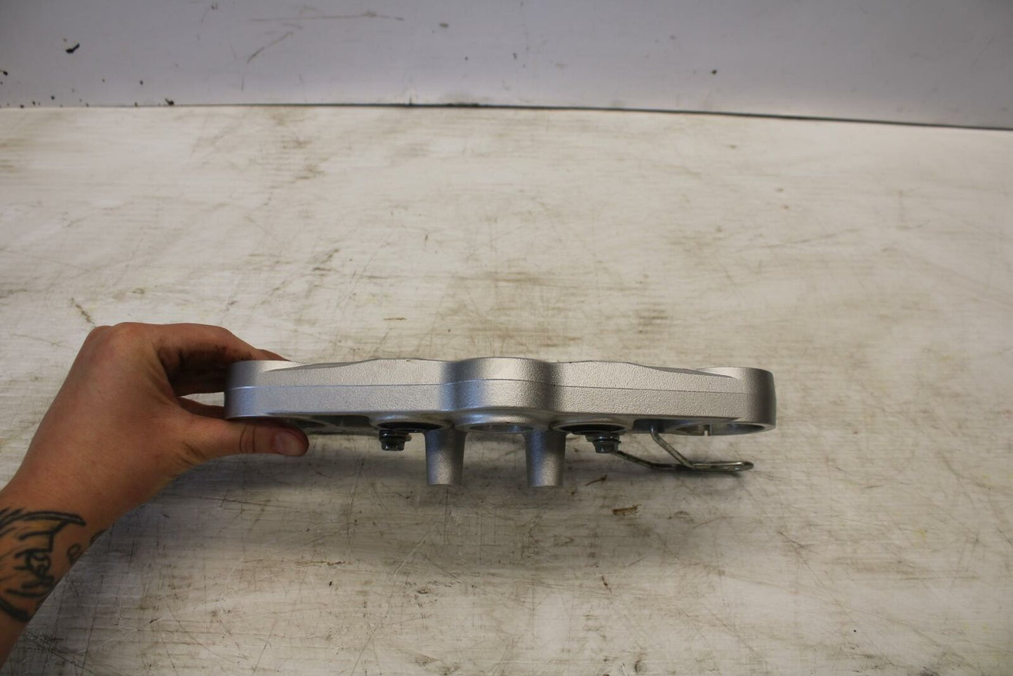 07-12 SUZUKI BANDIT 650F FORKS UPPER TRIPLE TREE CLAMP BB280
