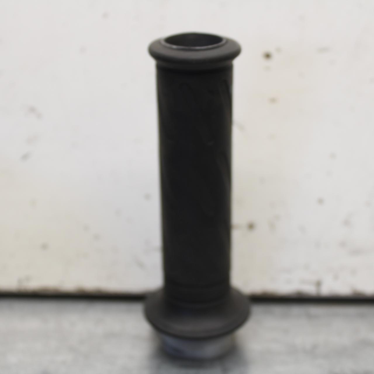 01-03 SUZUKI GSXR600 RIGHT THROTTLE GRIP BB633