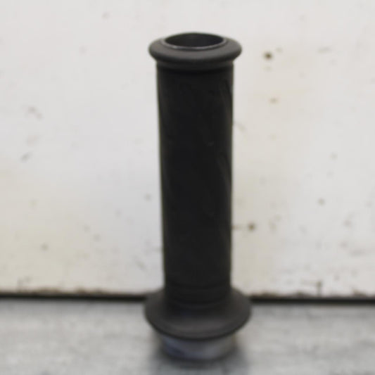 01-03 SUZUKI GSXR600 RIGHT THROTTLE GRIP BB633