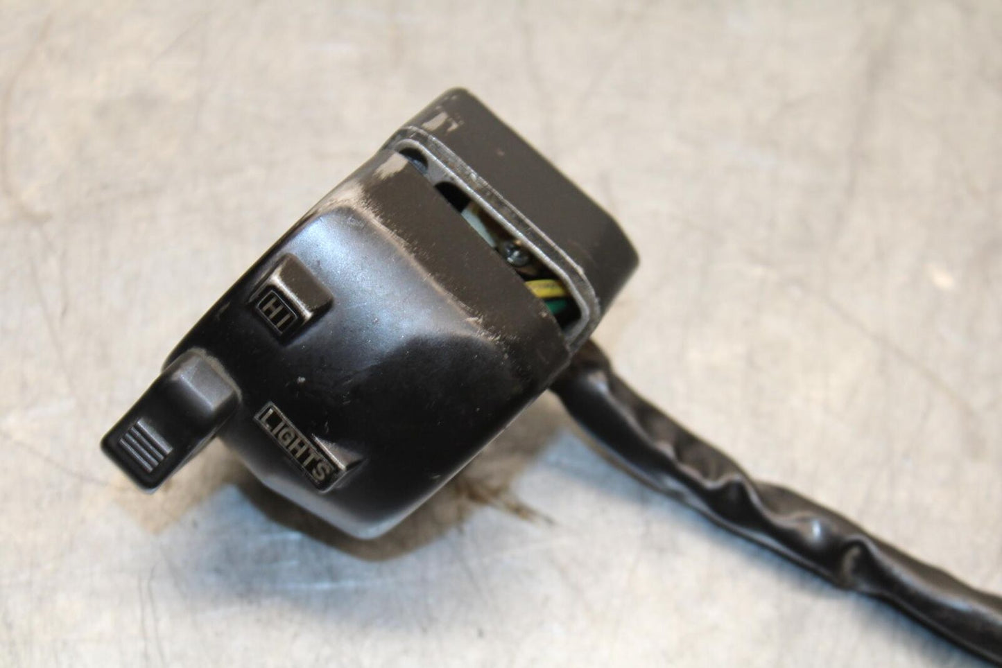 1977 Yamaha XS750 LEFT CLIP ON HANDLE HORN SIGNALS SWITCH SWITCHES BB554