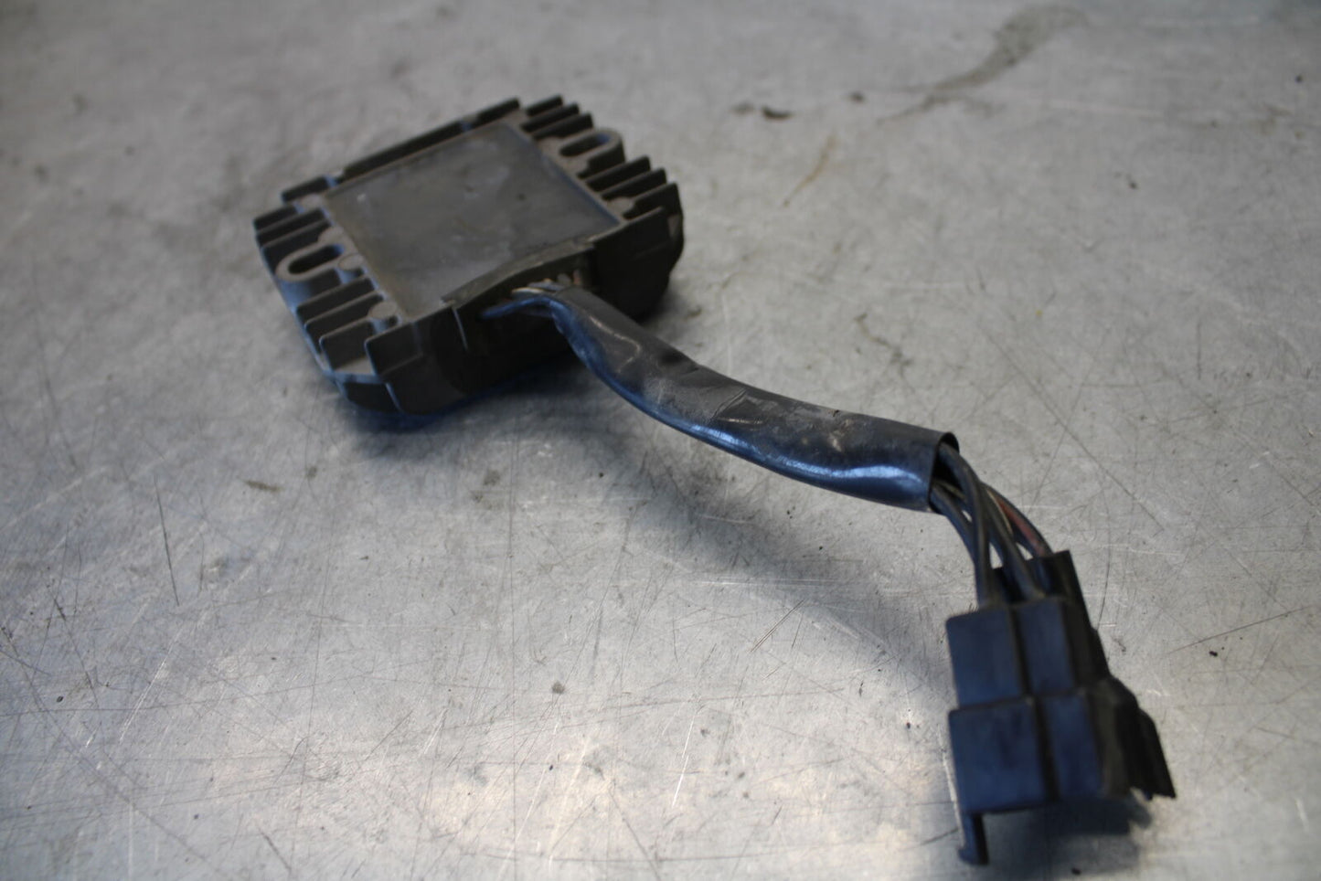 03-07 SUZUKI SV1000S RECTIFIER VOLTAGE REGULATOR 32800-16G00 BB657