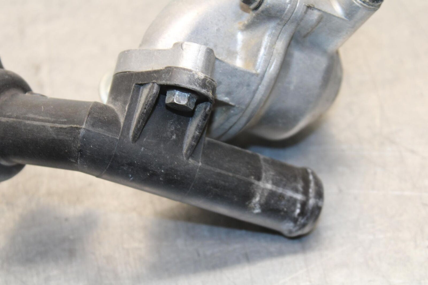 98-02 HONDA SHADOW AERO 1100 THERMOSTAT HOUSING BB106