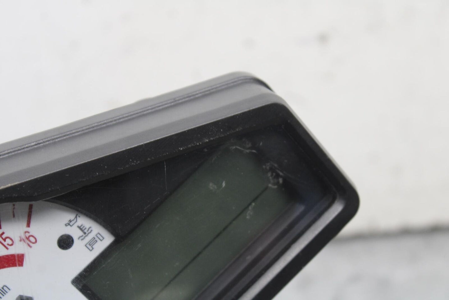 01-03 SUZUKI GSXR600 SPEEDO TACH GAUGES DISPLAY SPEEDOMETER TACHOMETER BB639