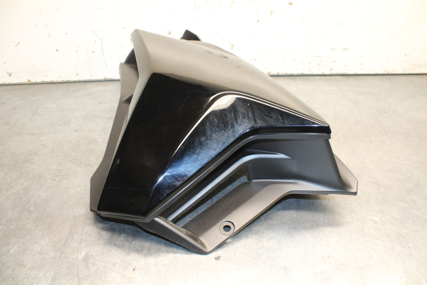 21-24 APRILIA TUONO 660 FACTORY LEFT FRONT UPPER MID SIDE FAIRING PLASTIC BB733