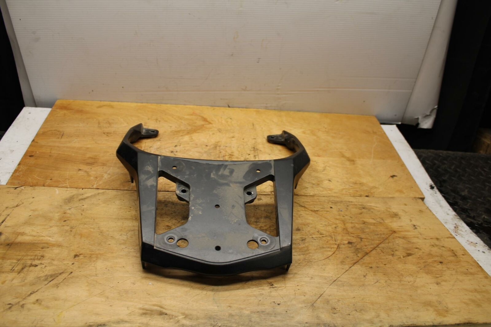 02-03 SUZUKI VSTROM 1000 REAR BACK GRAB BAR HANDLE BB331