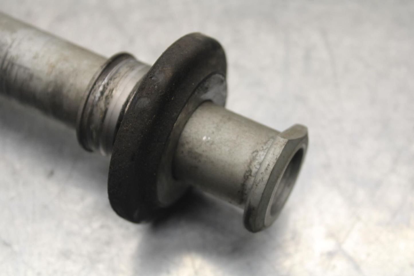 20-23 BMW F900R REAR AXLE BACK WHEEL RIM PIVOT BOLT AXEL BB603