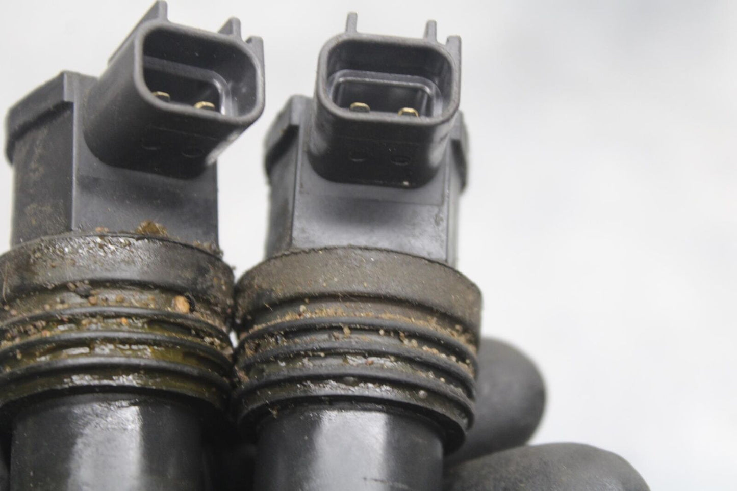 1999 Suzuki GSXR600 IGNITION COILS COIL SPARK PLUG CAPS 33410-34E00 BB608