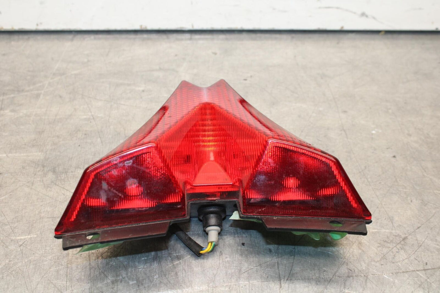 15-19 APRILIA RSV4 RF REAR TAIL TAILLIGHT BACK BRAKE LIGHT BB611