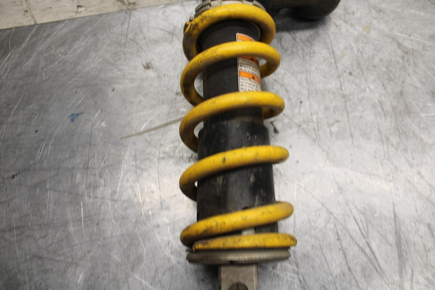 2006 Suzuki GSXR600 REAR BACK SHOCK ABSORBER SUSPENSION 62100-01H00-163 BB245 B