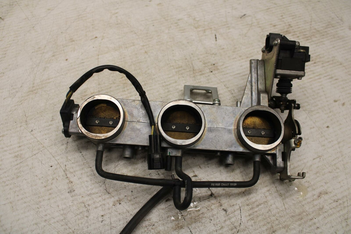 08-11 TRIUMPH SPEED TRIPLE MAIN FUEL INJECTORS / THROTTLE BODIES BB366
