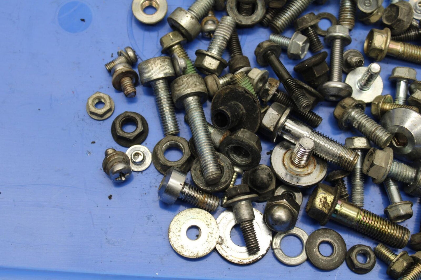 1985 Honda Shadow 500 VT500C MISCELLANEOUS BOLTS HARDWARE MOTOR SCREWS BB615