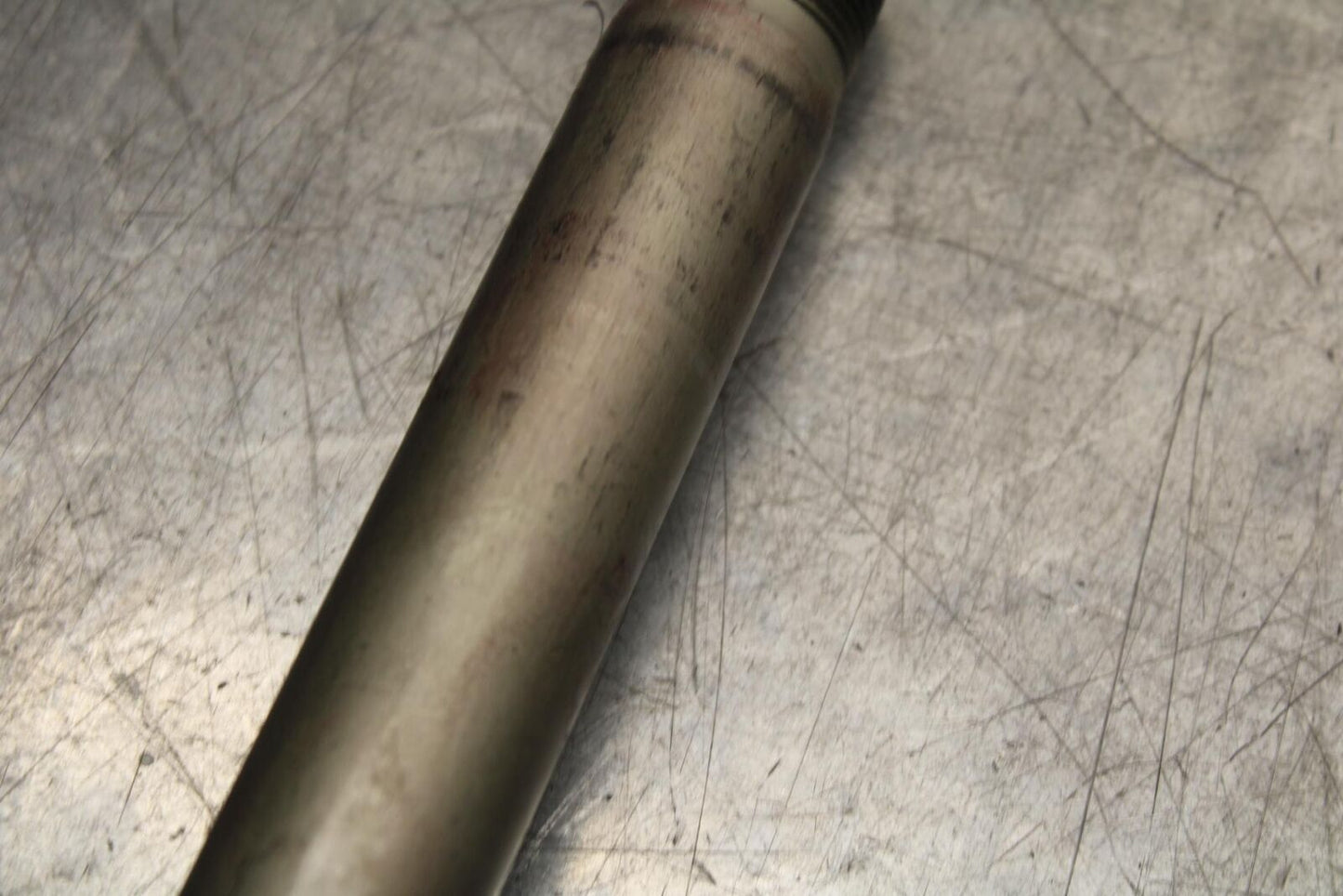 20 SUZUKI GSXR 1000 FRONT WHEEL RIM AXLE PIVOT BOLT BB597