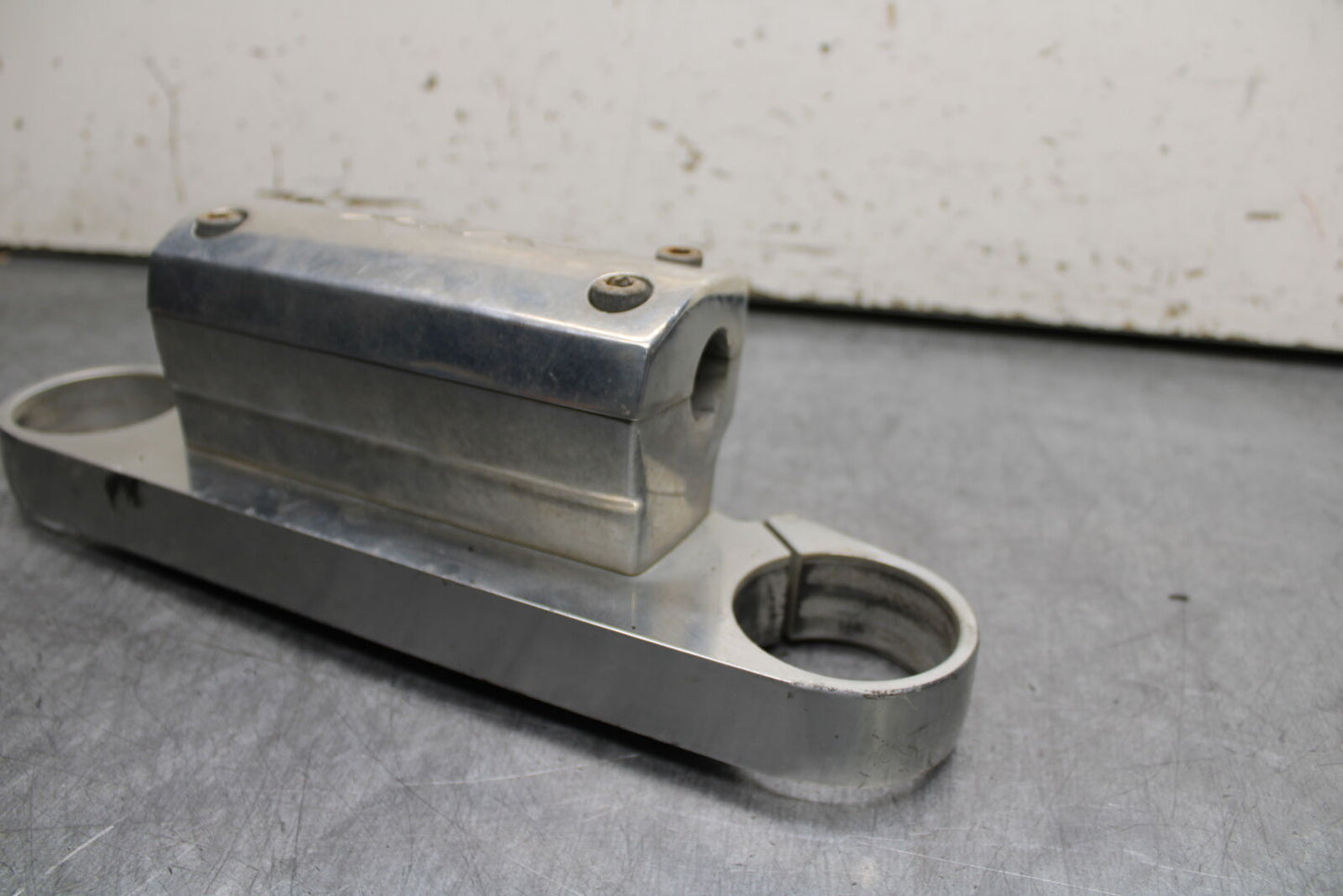 02-04 HONDA VTX1800S FORKS UPPER TRIPLE TREE CLAMP BB712
