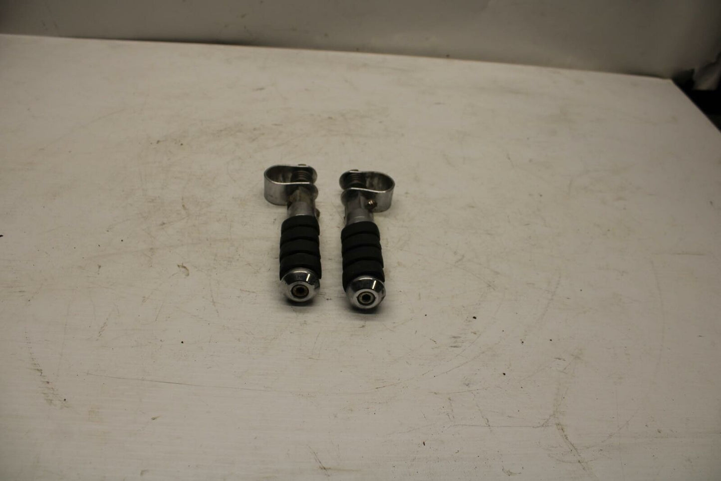 00-07 HONDA SHADOW SABRE 1100 HIGHWAY FOOT RESTS PEGS STEPS SET PAIR BB350