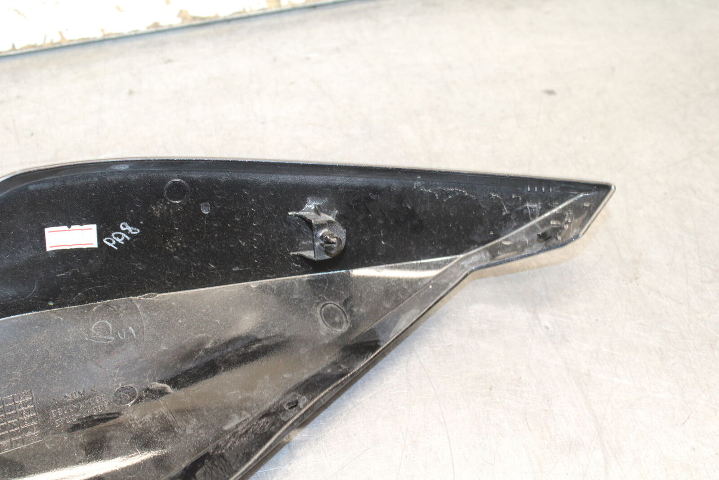 19-22 KAWASAKI Z400 RIGHT REAR BACK TAIL FAIRING COWL SHROUD BB738