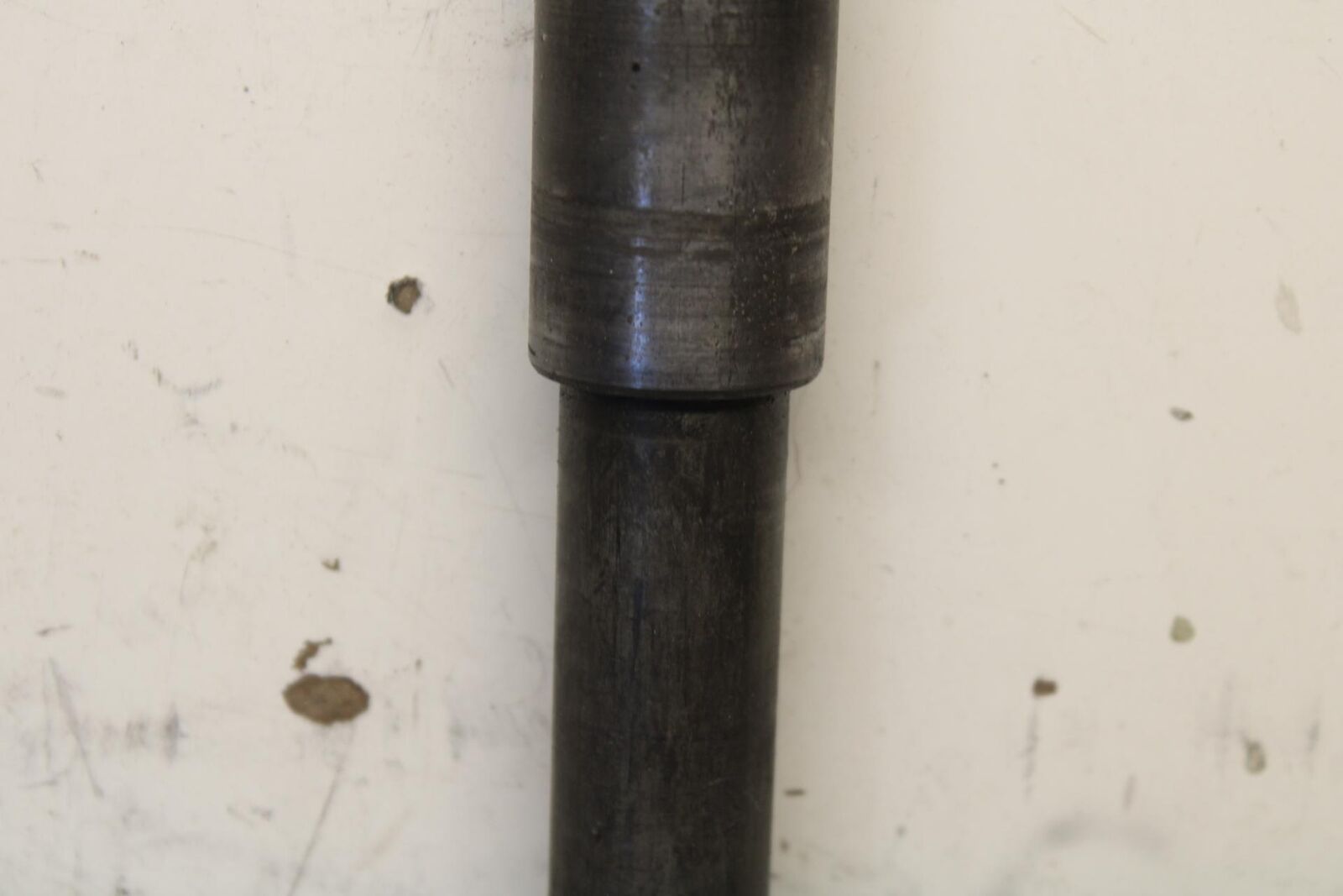 01-03 SUZUKI GSXR600 FRONT WHEEL RIM AXLE PIVOT BOLT 54711-35F00 BB639