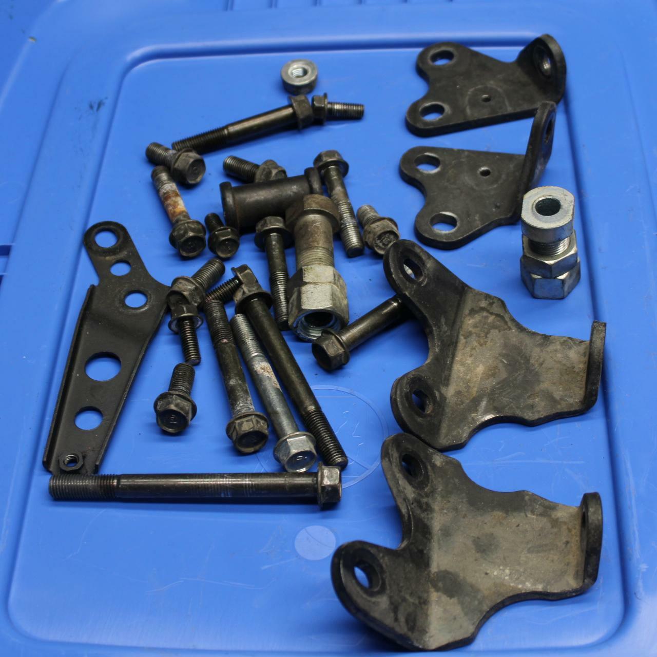 91-02 HONDA ST1100 ENGINE MOTOR MOUNT STAY BRACKETS BB222
