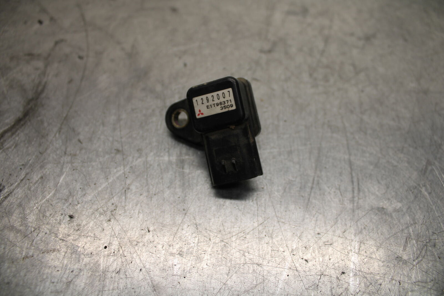 03-04 TRIUMPH DAYTONA 600 MAP MASS AIR FLOW PRESSURE SENSOR BB745