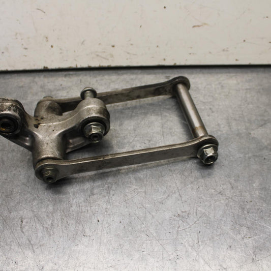 01 SUZUKI GSXR1000 REAR DOGBONE SHOCK LINKAGE LINK 62600-35870 BB100